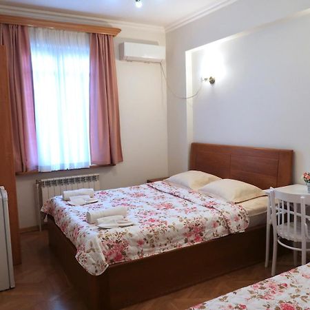 Guest House Merci Tbilisi Exterior foto